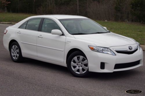 2011toyota camry hybrid 1-owner off lease great mpg