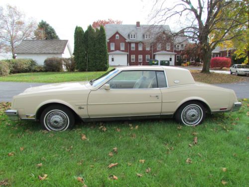 1985 buick riviera 5 passenger 2-door coupe - proceeds benefit aaca library!