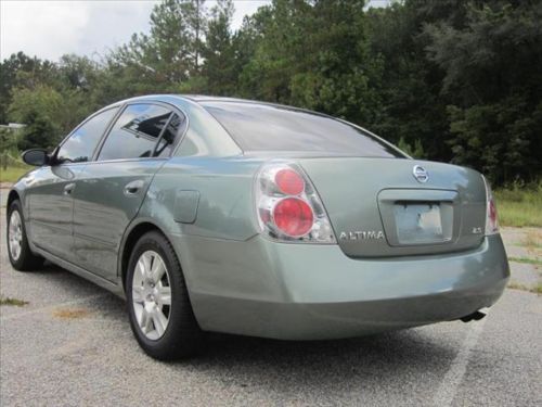 2006 nissan altima s sedan 4-door 2.5l - florida car- great gas mileage