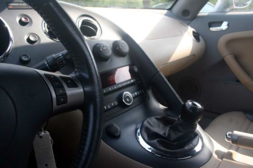 2006 Pontiac Solstice Convertible, image 2