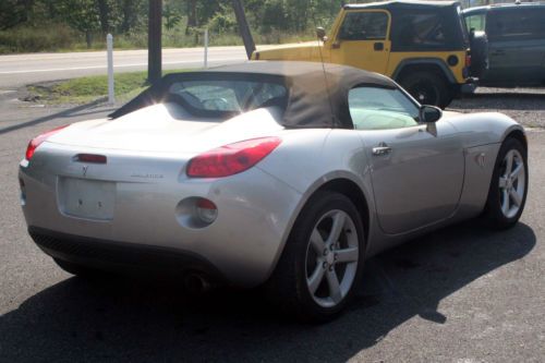 2006 Pontiac Solstice Convertible, image 6
