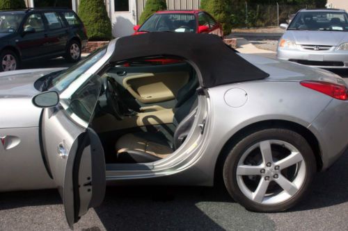2006 Pontiac Solstice Convertible, image 11