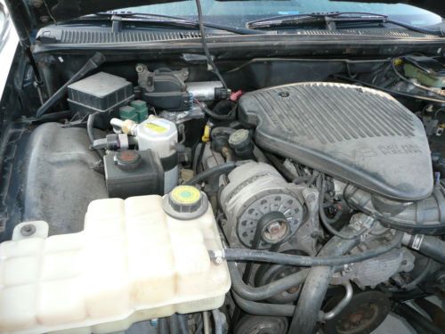 1995 Cadillac Fleetwood Brougham Sedan, 65K mi, 350 LT1 engine, Very Reliable, image 15