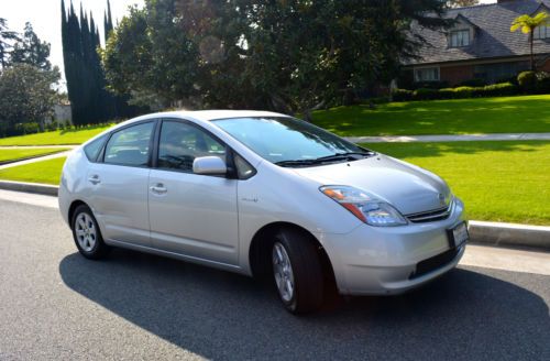 Toyota prius hybrid - 2008 - ( fully loaded ! )