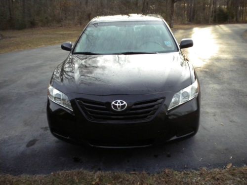 2009 toyota camry se sedan 4-door 2.4l