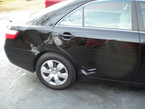 2009 Toyota Camry SE Sedan 4-Door 2.4L, image 5