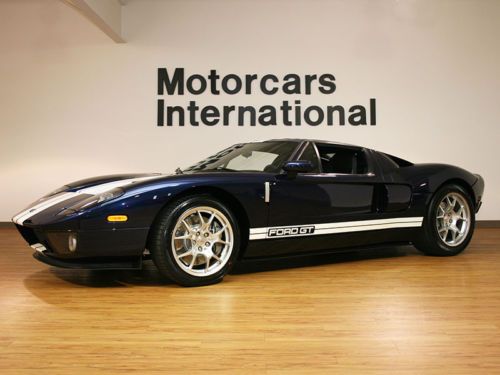 All 4 options and 1 of only 190 built in midnight blue in 2006! gt40 gt 40