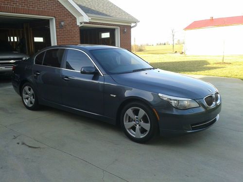 2008 bmw 528xi base sedan 4-door 3.0l