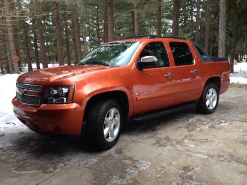 2008 avalanche ltz  4wd