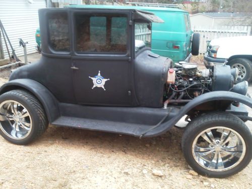 1926 FORD MODEL T COUPE STREET ROD, image 2