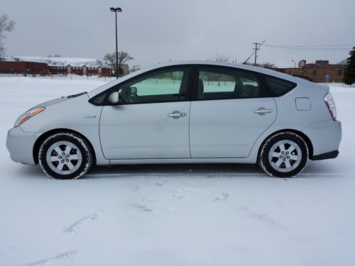 2008 toyota prius hatchback1.5l/no reserve/rearview cam/low miles/hybrid/leather