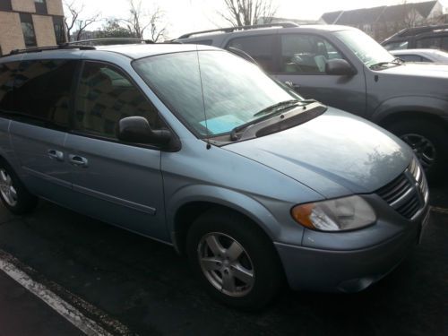 2006 dodge grand caravan sxt mini passenger van 4-door 3.8l