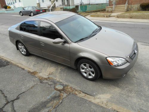 2004 nissan altima s sedan 4-door 2.5l