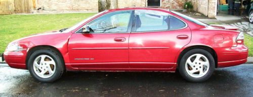 1998 pontiac grand prix se 4 door (red color)