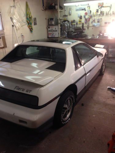 1985 pontiac fiero gt!!!4spd!!!barn find!!45k!!!all original