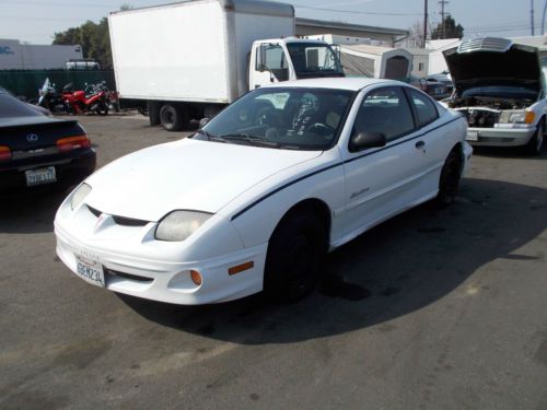 2000 pontiac sunfire, no reserve