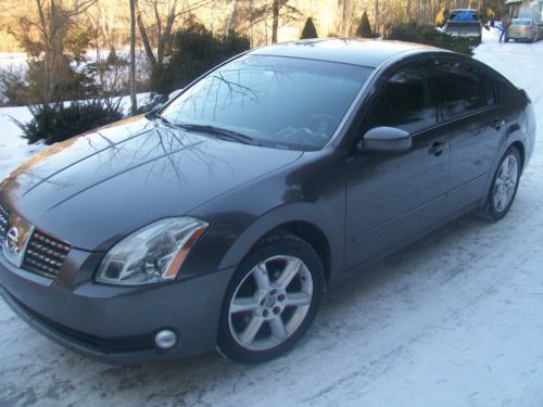 No reserve 2005 nissan maxima se sedan 4-door 3.5l