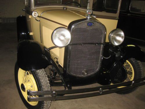 Ford 1930 deluxe coupe  hershey winner 19000 miles on car please look