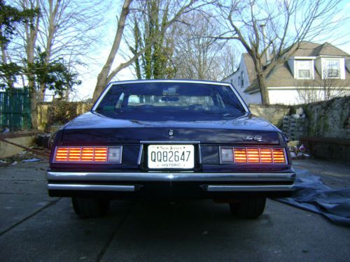 1978 Chevrolet Monte Carlo Sport Coupe 2-Door 5.7L, image 4