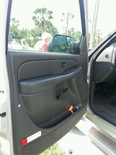 Chevrolet Silverado 3500 Diesel Crew Cab Duelly 2005, image 9