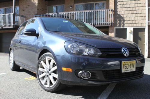 2011 volkswagen golf tdi hatchback 2-door 2.0l