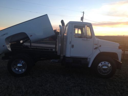 One of a kind international S 1700 GMC dump bed. ( Tonka truck ), image 4