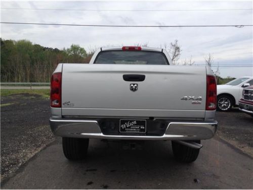 SLT 5.7L 5.7L V8 HEMI 'MAGNUM' ENGINE Body color upper front fascia Cargo lamp, image 4