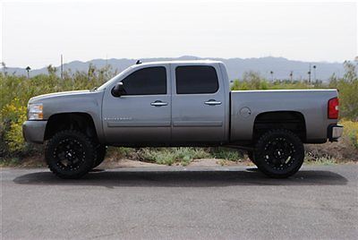 Lifted 2008 chevy silverado 1500 4x4 crew cab....lifted chevy silverado 1500