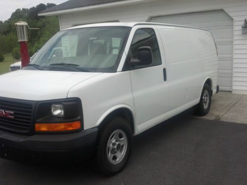 2006 gmc savana 1500 base standard cargo van 3-door 4.3l