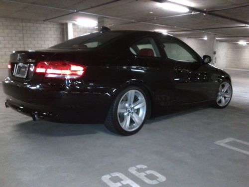 Black on red 2010 335i coupe bmw, sport and premium pkgs are included, navi too