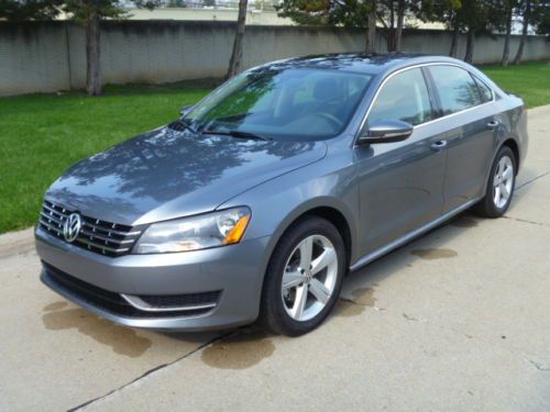 2012 volkswagen passat tdi se sedan 4-door 2.0l