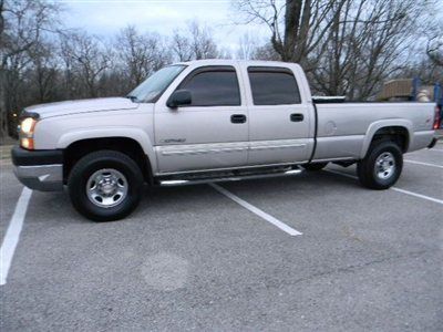 2005 chevy crew cab 2500hd.4x4.leather!.74k actual miles!.6.0l gas!rare long bed