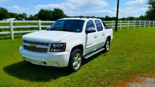 2007 chevrolet avalanche ltz super clean 20&#034; wheels