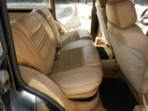 Black 1988 Jeep Wagoneer, image 16