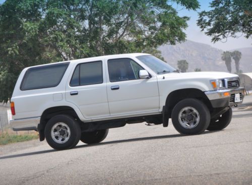 1990 toyota 4runner sr5 sport utility 4-door 3.0l