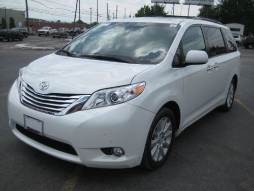 2011 toyota sienna limited awd dual roof nav dvd fully loaded low reserve save