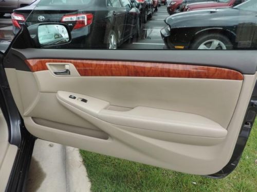 SE Convertible 3.3L CD 6 Speakers AM/FM radio AM/FM Stereo w/6CD & 6 Speakers, image 9