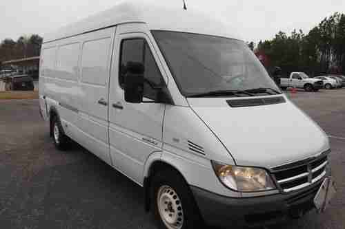 2004 DODGE SPRINTER 2500 DELIVERY VAN, image 2