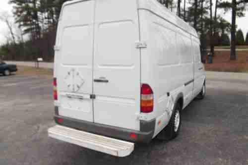 2004 DODGE SPRINTER 2500 DELIVERY VAN, image 3