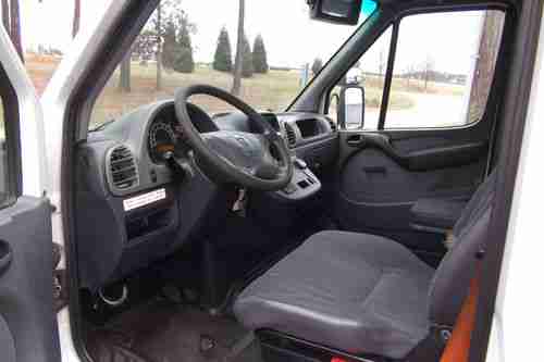 2004 DODGE SPRINTER 2500 DELIVERY VAN, image 7