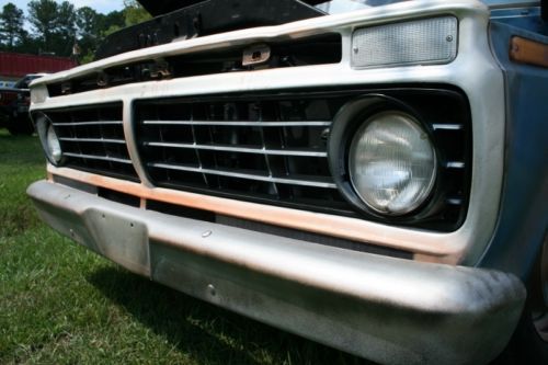 Beautiful classic truck, great driver, patina rustic paint work * 8&#039; bed * clean