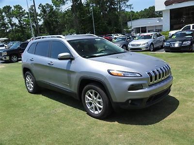 Fwd 4dr latitude new suv automatic gasoline 3.2l v6 cyl engine billet silver met