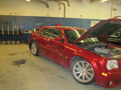 2007 chrystler 300 srt8 wrecked