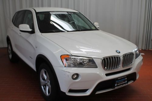 Heated seats all wheel drive 1-owner clean carfax low miles 34,762