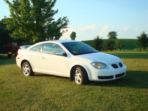 2007 pontiac g5 base coupe 2-door 2.2l (like chevy cobalt)