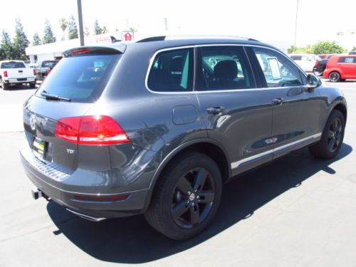 TDI Lux 4WD , Black Uni, Black Leather, DIESEL, image 3