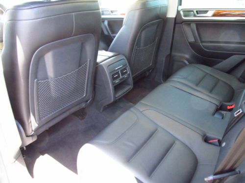 TDI Lux 4WD , Black Uni, Black Leather, DIESEL, image 10