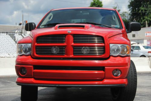 Hemi sport 04&#039; dodge ram 1500 with many extras!!! must buy!!! great price!!!