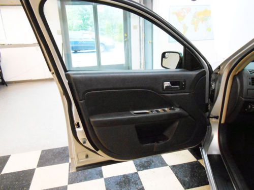 2012 Ford Fusion SEL Leather 40K NO RESERVE Salvage Rebuildable Damaged Project, image 34