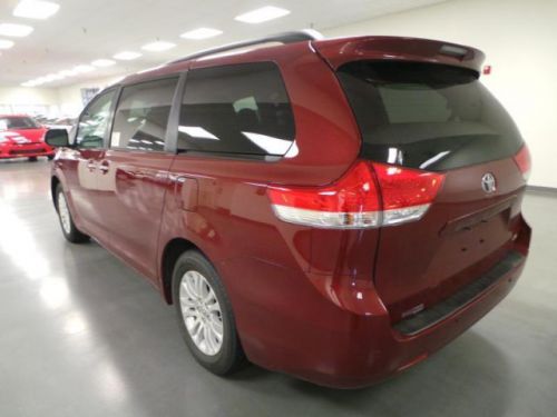 2014 toyota sienna xle